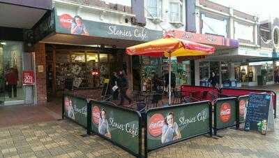 Stonie's Restaurant & Coffee Lounge