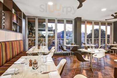 Mercure's Restaurant Synergy