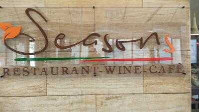 Seasons Ristorante E Pizzeria - B&b, Chiusi