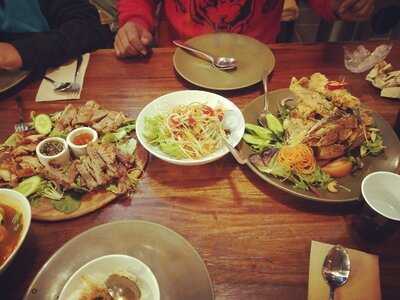 Sriracha Thai Street Food