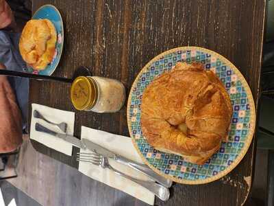 The Salon Champagne Bar