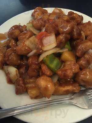 Golden Swallow Restaurant