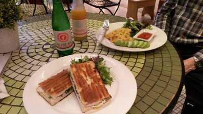 Three Beans Cafe Westfield Sydney