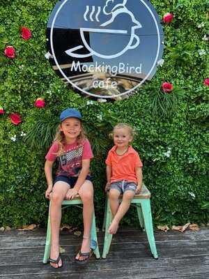 Mockingbird Cafe