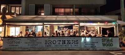 Brothers Cafe, Restaurant & Bar