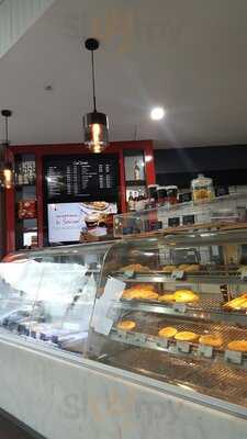 Michels Patisserie Springwood