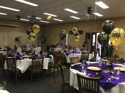 Coopers Colonial Motel & Rhys' Restaurant menu