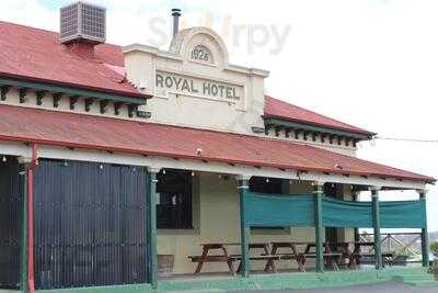 Royal Hotel