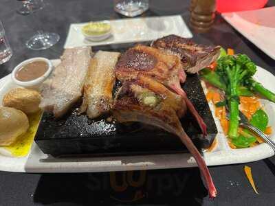 Stonegrill Restaurant - Club Mulwala