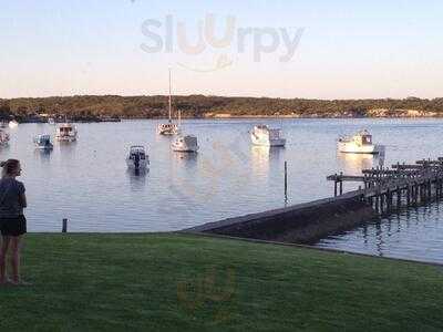 Coffin Bay Yacht Club, Coffin Bay