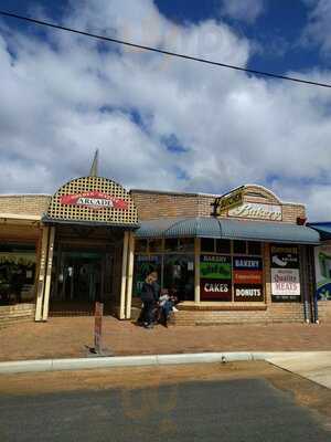 Golden Wattle Cafe Bakery