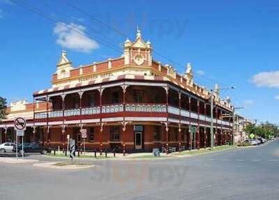 Shamrock Hotel