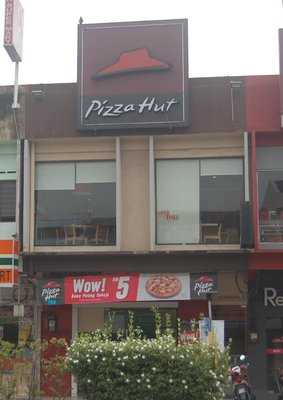 Pizza Hut