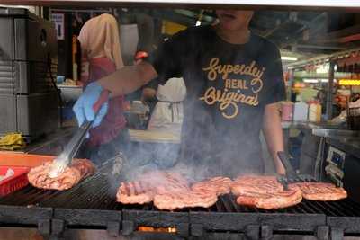 Burger Bakar Abang Burn