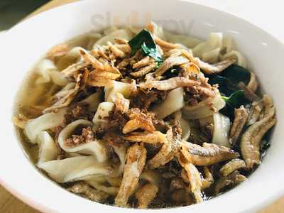 Mui Fang Bakery & Cafe