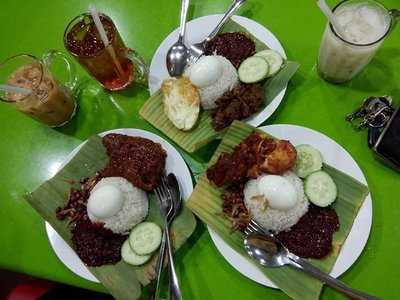 Nasi Lemak Saleha