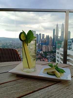 Rooftop 25 Bar And Lounge Kl