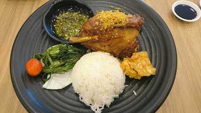 Bebek Goreng Pak Ndut