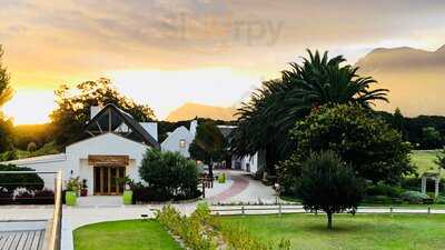 Ulumbaza Wine Bar(n) @ Springfontein Wine Estate