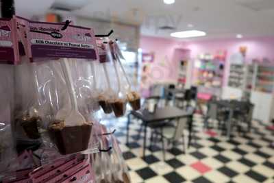 Susie's Shortbreads And Cupcakes