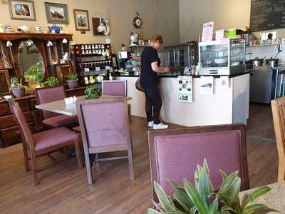 Jenny's Country Pantry And Tea Shoppe