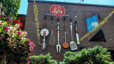 Dels Italian Kitchen