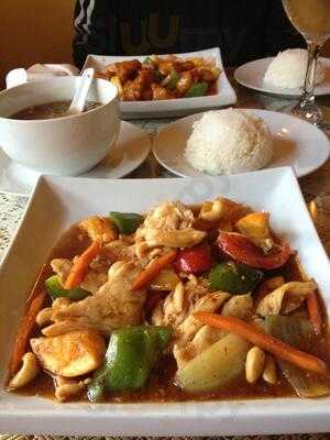 Thai Ivory Cuisine