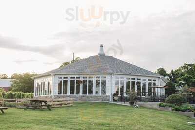 Waupoos Estates Winery & Restaurant