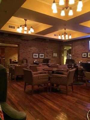 Fisher Peak Lounge