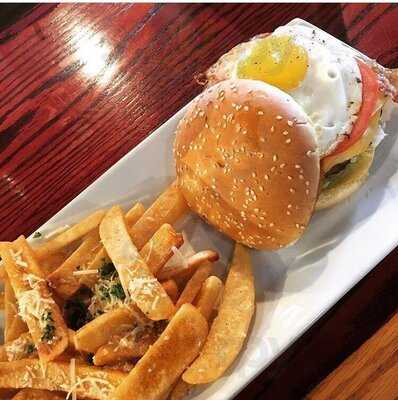 Red Robin Gourmet Burgers