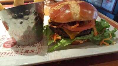 Red Robin Gourmet Burgers