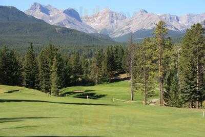 Crowsnest Pass Golf Restaurant & Patio