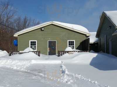 The Barn House Pub