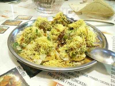 Apna Chaat House