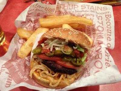 Red Robin Gourmet Burgers