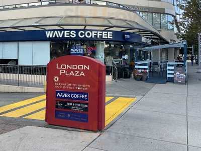 Waves Coffee House