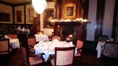 Mt. Vesuvio Ristorante