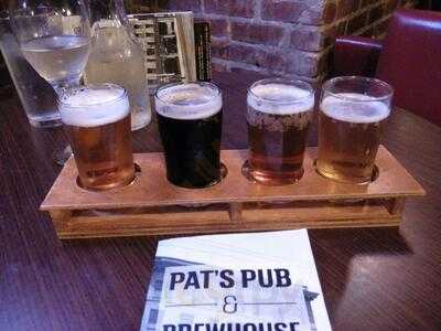 Pat's Pub