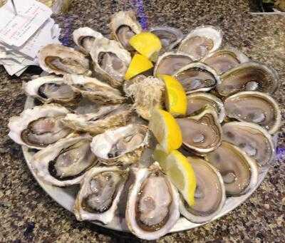 Diana's Oyster Bar