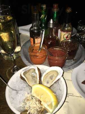 Elmdale Oyster House & Tavern