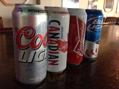 Grizzly's Bar & Grill