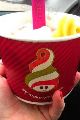 Menchie's Frozen Yogurt