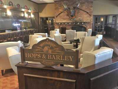 Hops Restaurant & Lounge