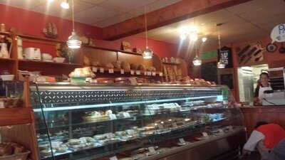 Les Co’pains D’abord