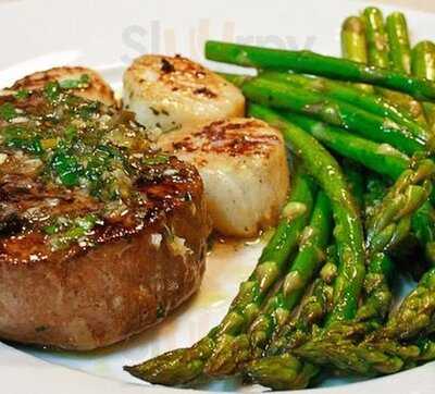 Teddy's Vl T's Pub Deli