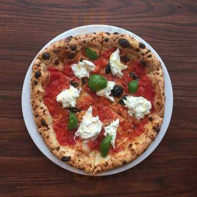 No. 900 Pizzeria Vaudreuil