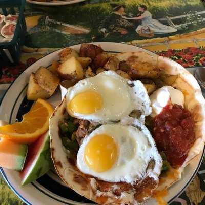 Nellie's on Kensington