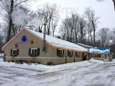 Cabane A Sucre La Petite Coulee