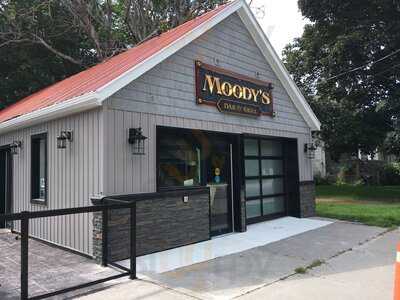 Moody's Bar And Grill