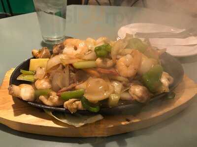 Woodland Wok & Grill